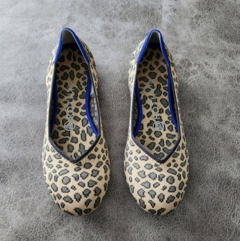 Rothy's Leopard Rounded Toe Flat Size 7.5 - Picture 3 of 5